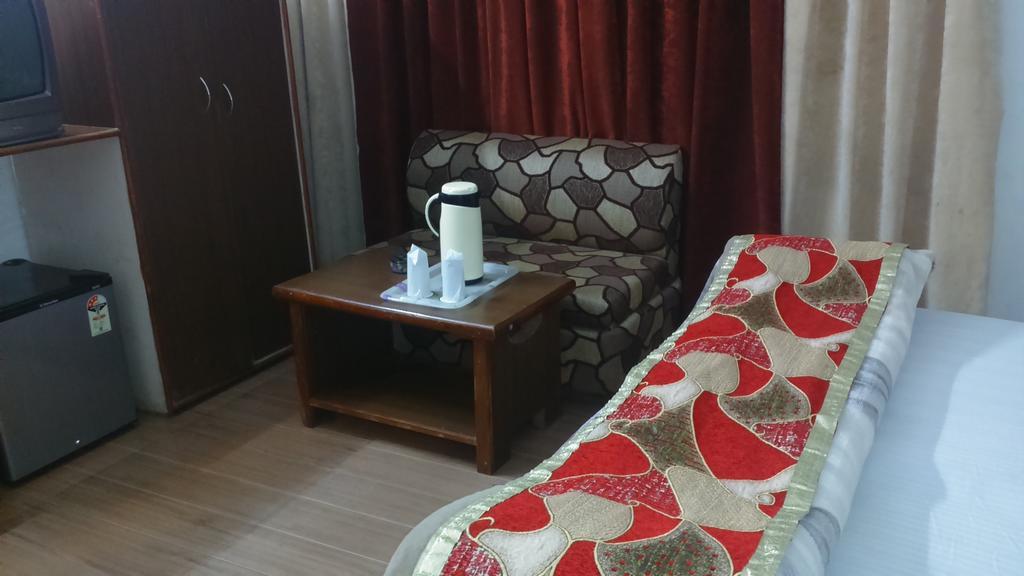 Hotel Katra Residency Zewnętrze zdjęcie