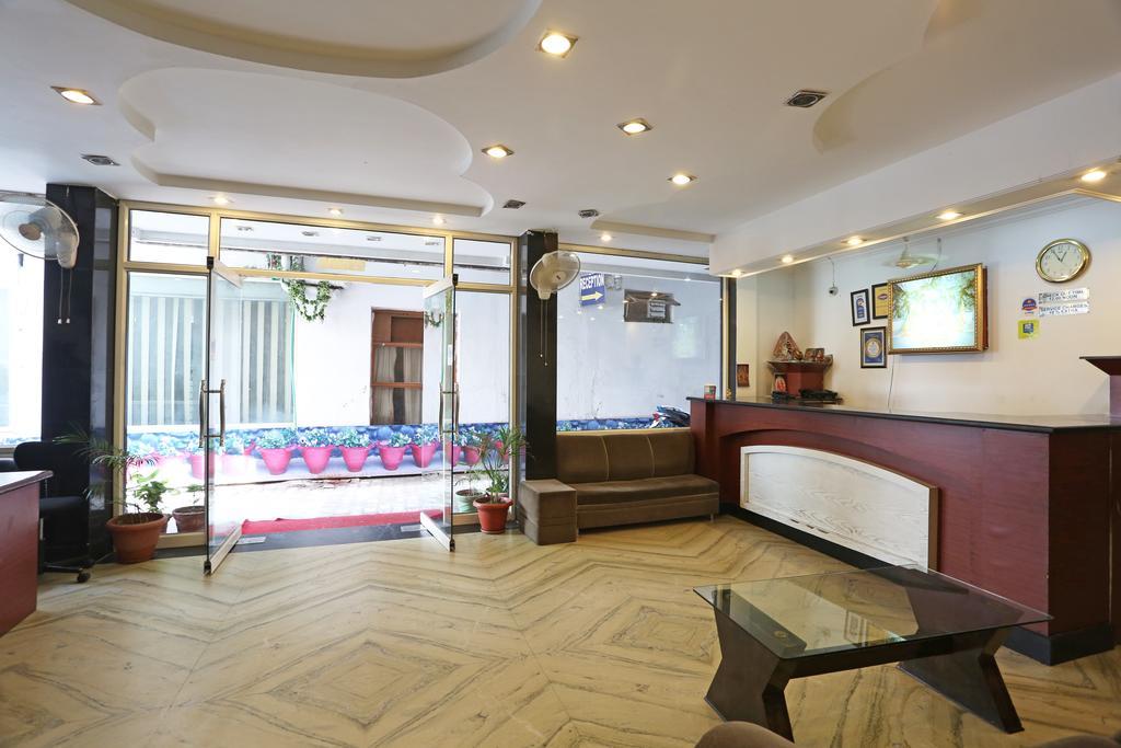 Hotel Katra Residency Zewnętrze zdjęcie