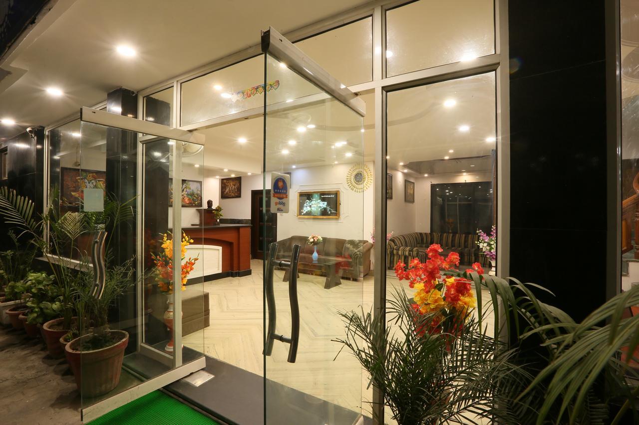 Hotel Katra Residency Zewnętrze zdjęcie