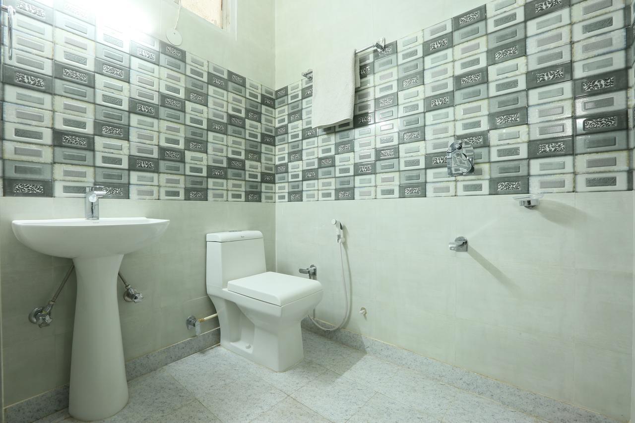 Hotel Katra Residency Zewnętrze zdjęcie