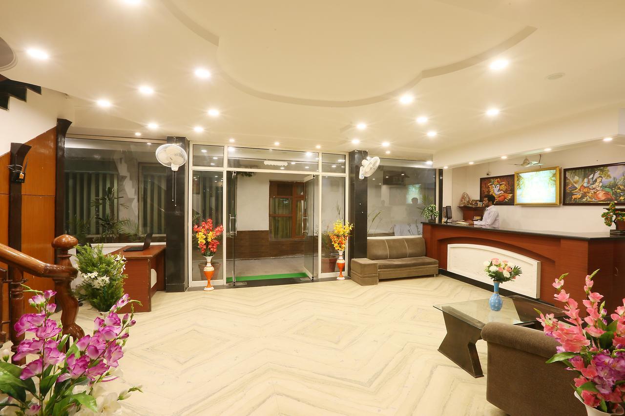 Hotel Katra Residency Zewnętrze zdjęcie