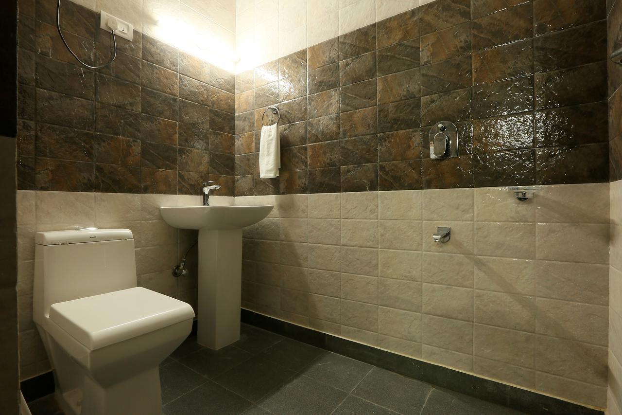 Hotel Katra Residency Zewnętrze zdjęcie