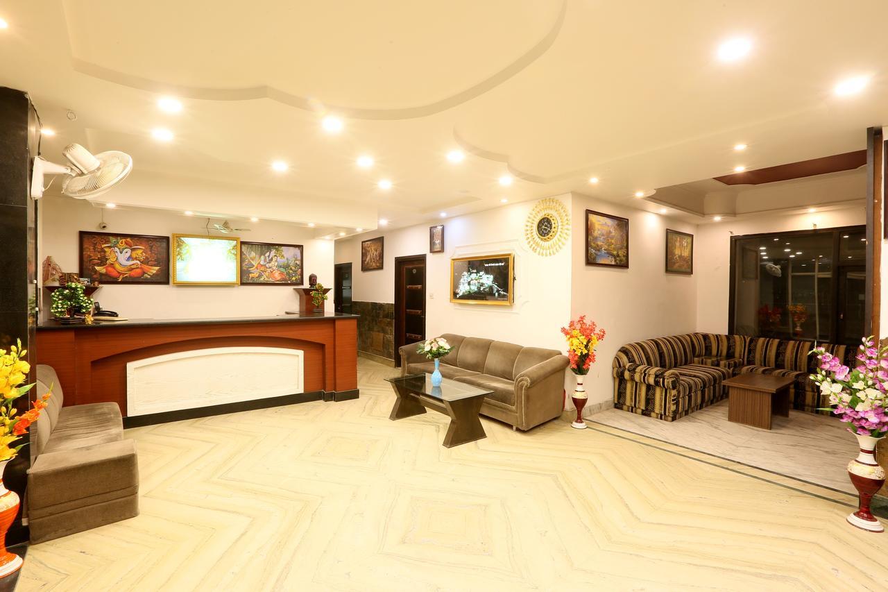Hotel Katra Residency Zewnętrze zdjęcie
